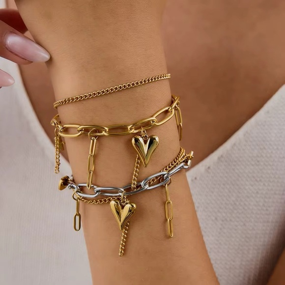 18K Gold Plated - Heart Charm Bracelet - Picture 7 of 7